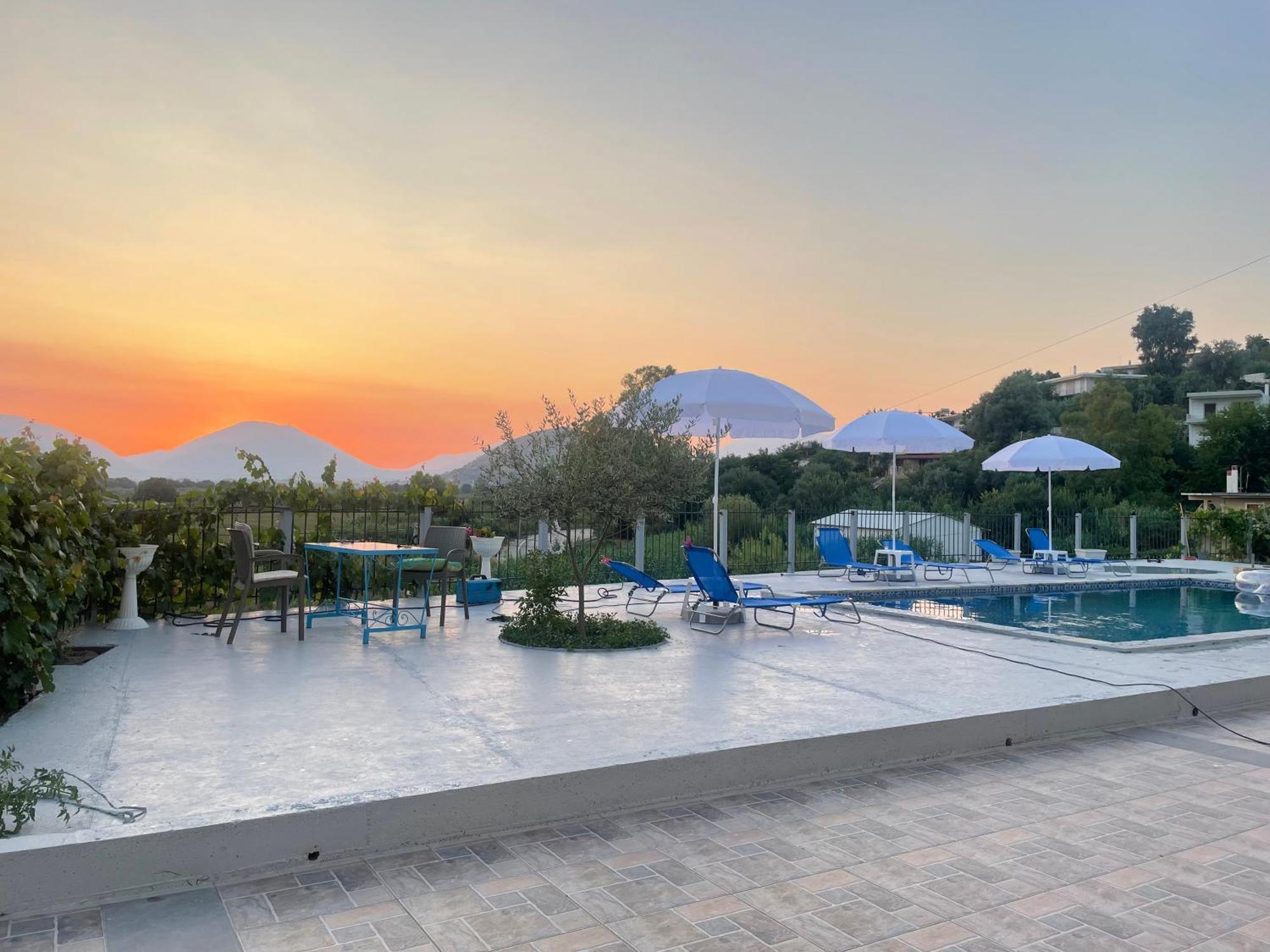 Anastasias Apartments Σαράντα Εξωτερικό φωτογραφία